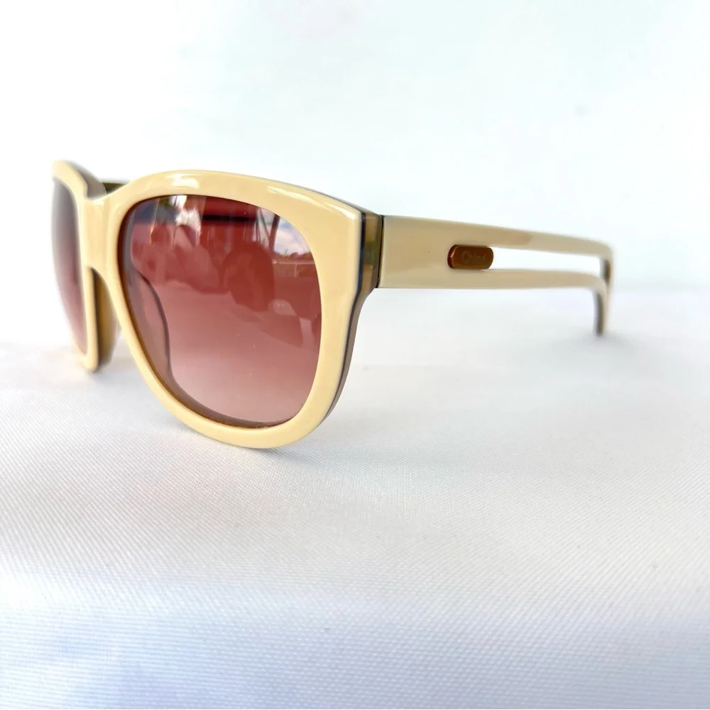 CHLOÈ CL 2124 C03 Brown Gradient Lenses Beige Cutout Gold Logo Frame Sunglasses
